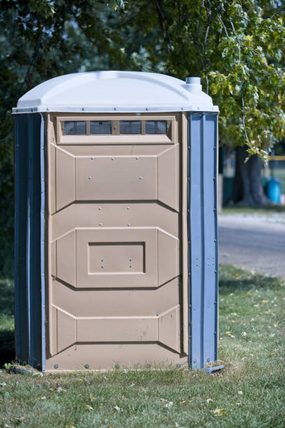 Best Portable restroom trailer rental  in Cedar Hill, TX